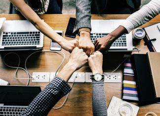 앞으로 10년 이상 유망할 대학 전공은 무엇일까