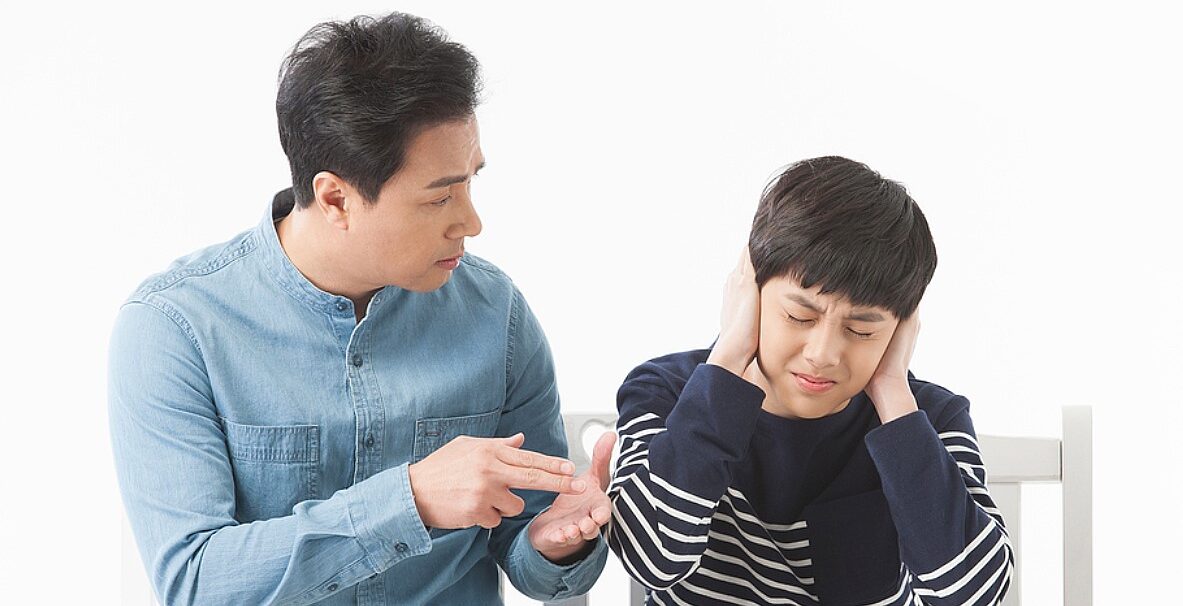 “우리 아이 지금 행복해 보이나요?” 대화와 관심의 중요성