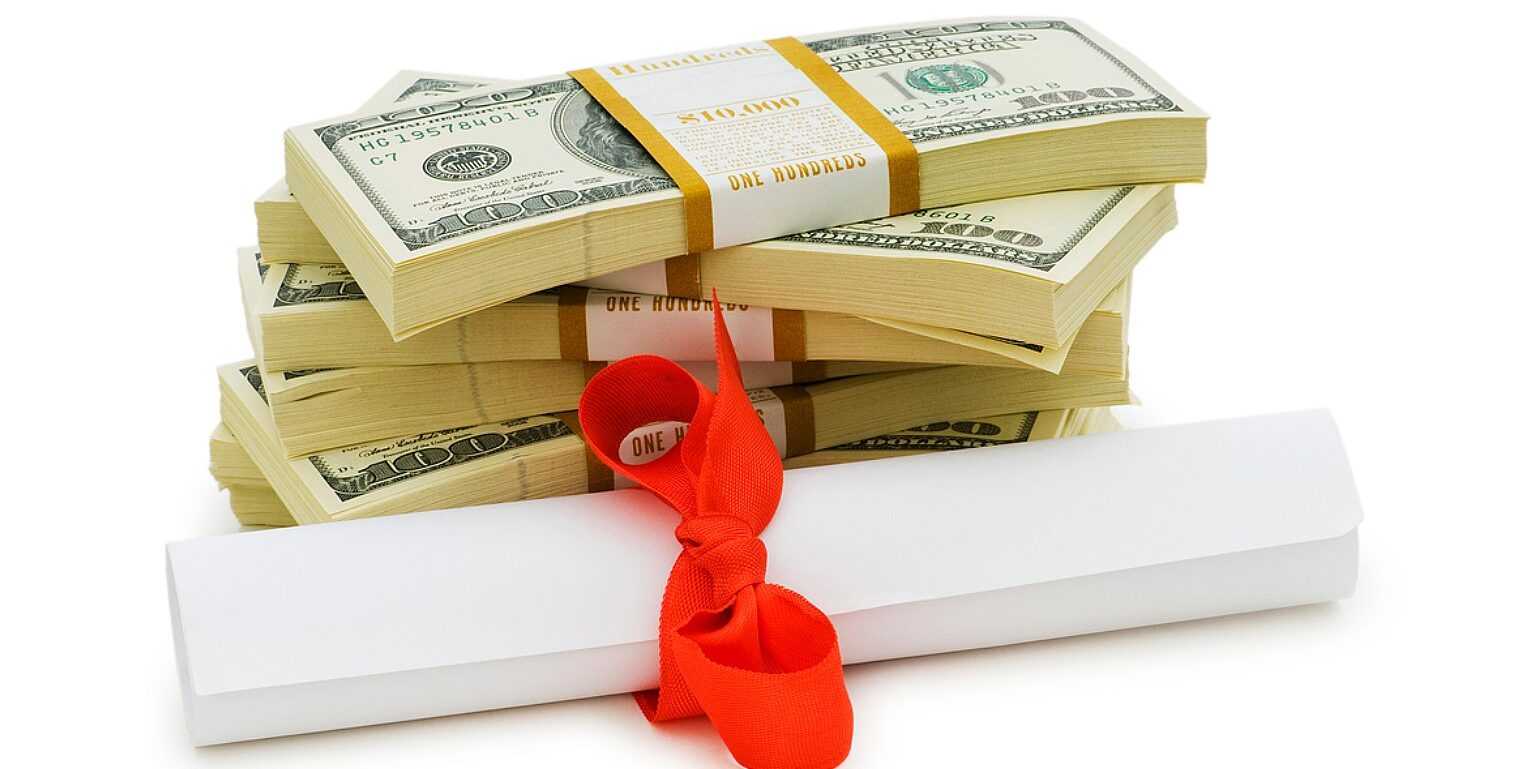 학자금, 팬데믹 영향 세금보고 변화로 서류 복잡해질 전망