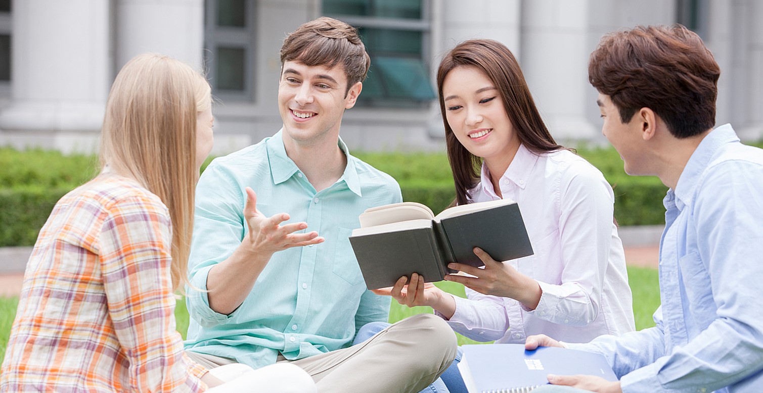 유학생 줄어도 대학원 지원 늘어…유학생 입학 37.4% 급감