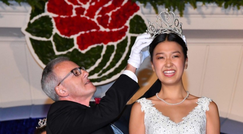 한인 여고생 ‘로즈 퀸’ 뽑혀…라카냐다고 나디아 정