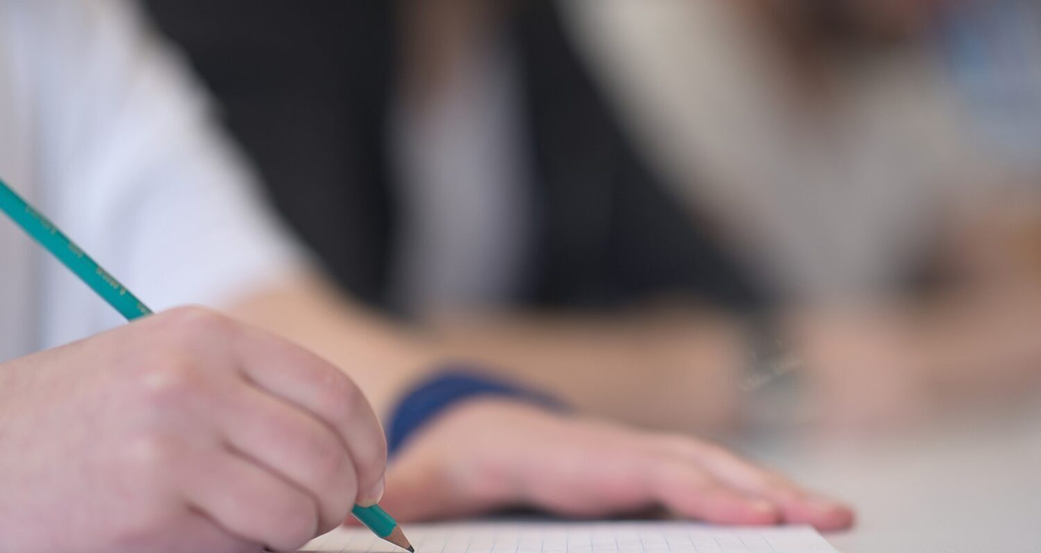 지원자 경험·신념 담을 에세이..독서 등으로 미리 준비해야