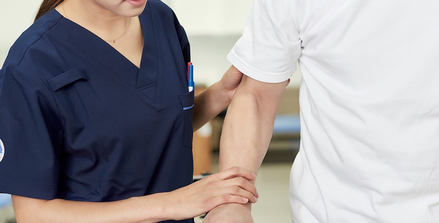 팬데믹 영향…간호사 임금 고공행진