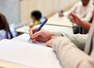 2021~2022학년도 가을학기 전국 대학 등록생 3.1% 감소