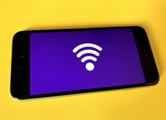 “와이파이 돌려놔라” 귀넷 학생들 탄원