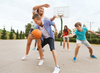 과외활동 어린이 계속 증가
