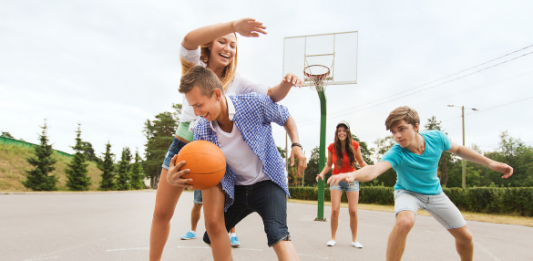 과외활동 어린이 계속 증가
