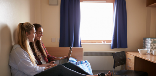 차량·트레일러서 거주하는 대학생 급증