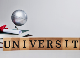 대학 등록 학생수 3년 연속 감소, 중위권 학교 감소폭 커