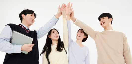 대학 신입생 진로 조언…”여름방학 최대한 활용하라”