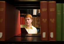 ‘연구 논문 활동 기록’이 대학 입학 평가에 미치는 영향