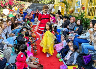 타운 어린이학교에도 핼러윈 코스튬 패션쇼