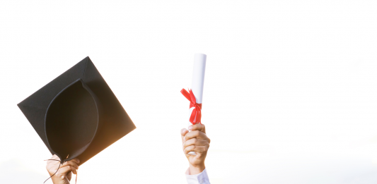 대학졸업장 제값 못한다…”졸업 후 첫 직장이 중요하다”