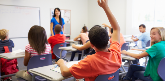 한국 정부, 한국어반 활성화 지원