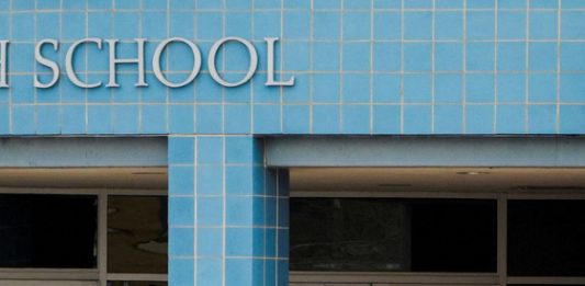 시카고 학교내 상주 경찰 모두 철수