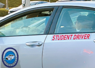 16세 자녀 차보험 추가, 연 3212불 더 낸다