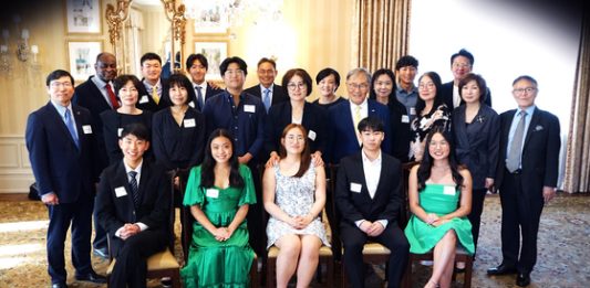 ‘위대한 미국 장학재단’ 첫 장학생 5명에 시상