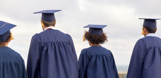 “13명 졸업 못 한다”…하버드대 졸업생 수백명 집단퇴장, 무슨 일