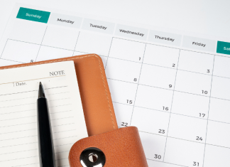 고교 졸업생, 대학 입학까지 알찬 계획 세우기