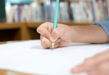 12학년 에세이 준비…”독창성과 깊이 갖춰야 에세이로 성공”