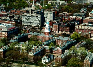 하버드 MBA 나와도 어려워진 취업문…”기업들 채용 줄여”