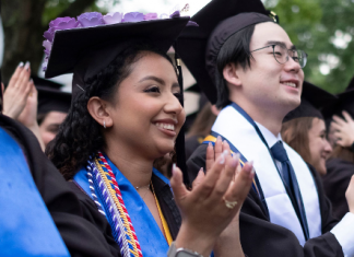 경기 불확실해 졸업생들 취업하기 어렵다