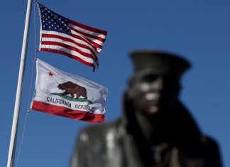 ‘불체학생 학비 혜택 중단해야’…연방정부, 가주 상대 소송할 듯