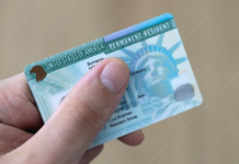 영주권 대기중 21세 되면 동반자녀 자격 상실