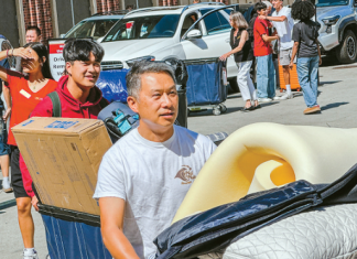가주 대학생도 ‘주거 전쟁’…기숙사 부족 입주 경쟁