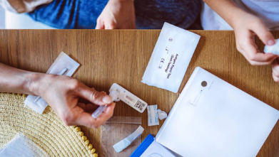 코로나19 급속 확산, 마스크 권장