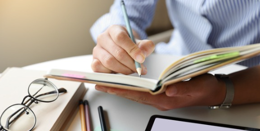 ‘공부하고 있다는 착각’…“목표 없이 읽는 것은 산책이지 공부가 아니다”